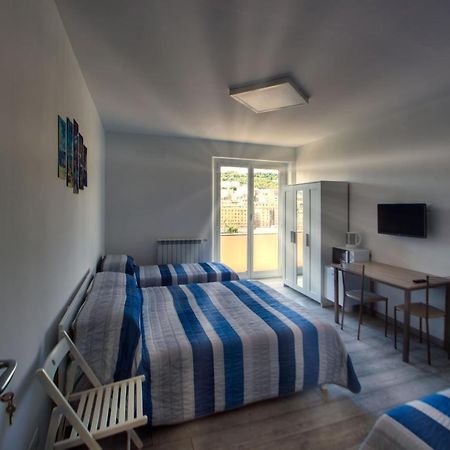 Suite Eleven Генуа Екстериор снимка
