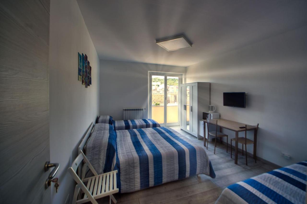 Suite Eleven Генуа Екстериор снимка