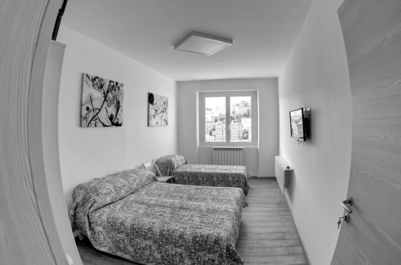 Suite Eleven Генуа Екстериор снимка